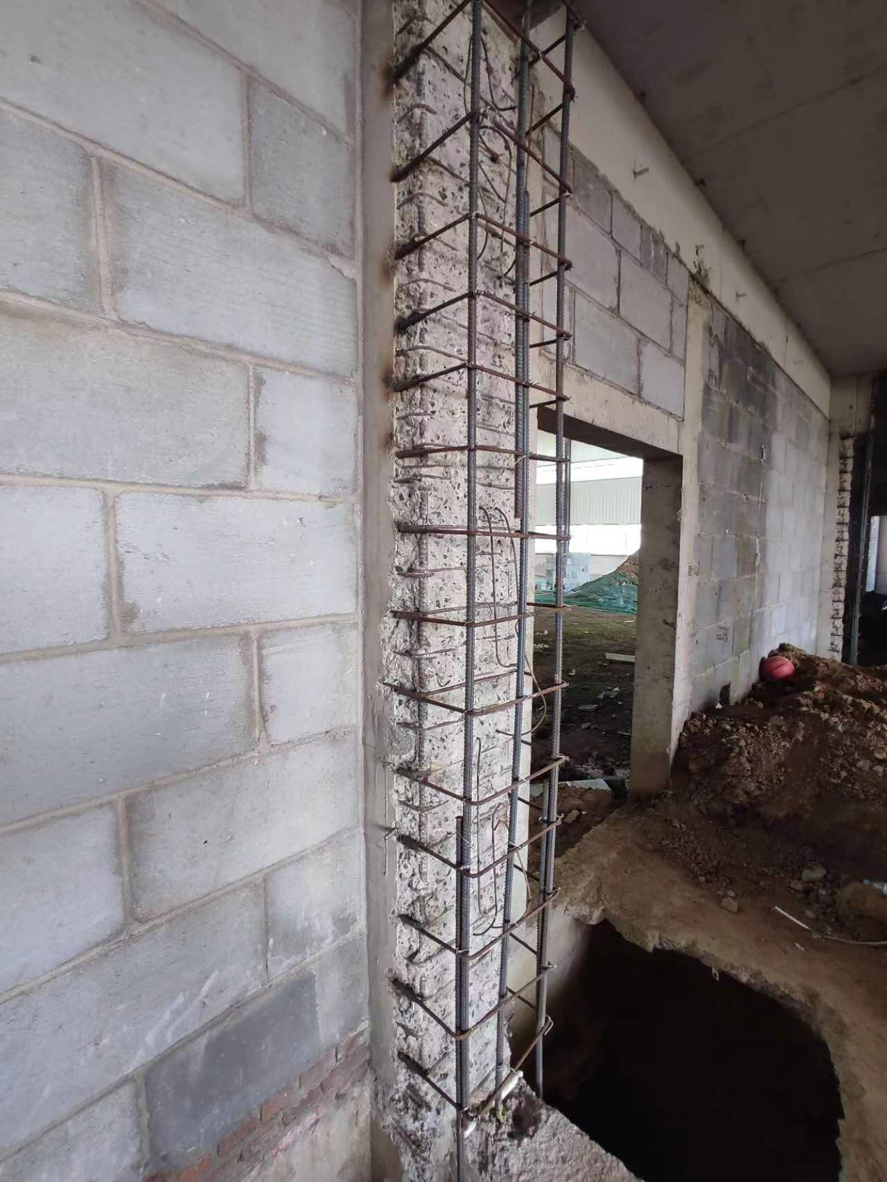 昆明混凝土浇筑后多久可以拆模板